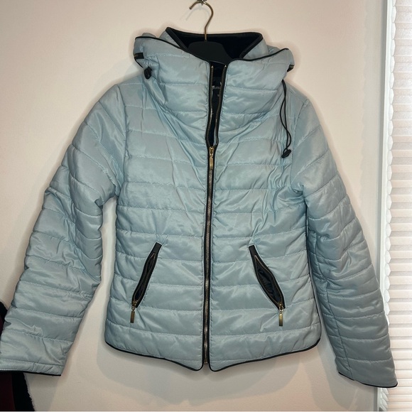 Prettylittlething MARA BABY BLUE PUFFER JACKET - Picture 5 of 8